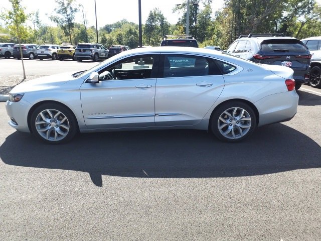 2017 Chevrolet Impala Premier photo 3