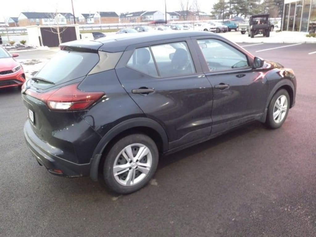Used 2023 Nissan Kicks S SUV
