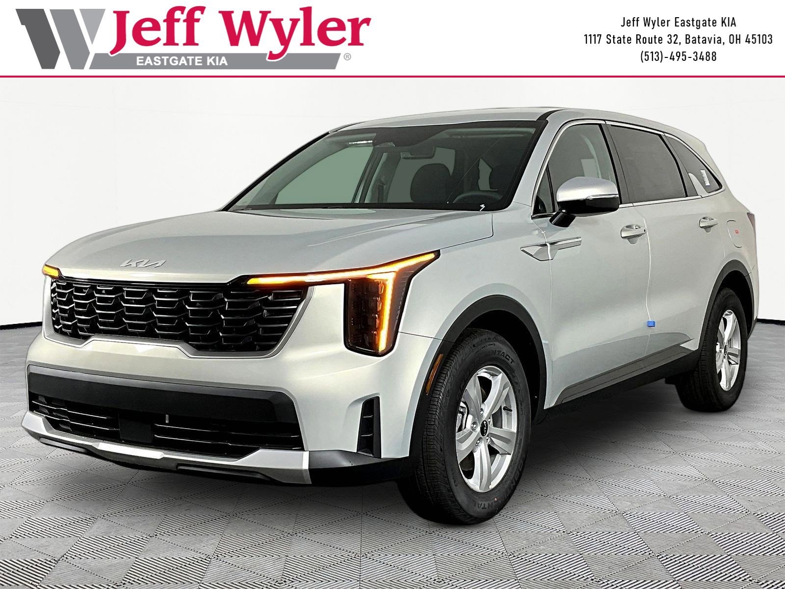 2026 Kia Sorento LX AT's photo