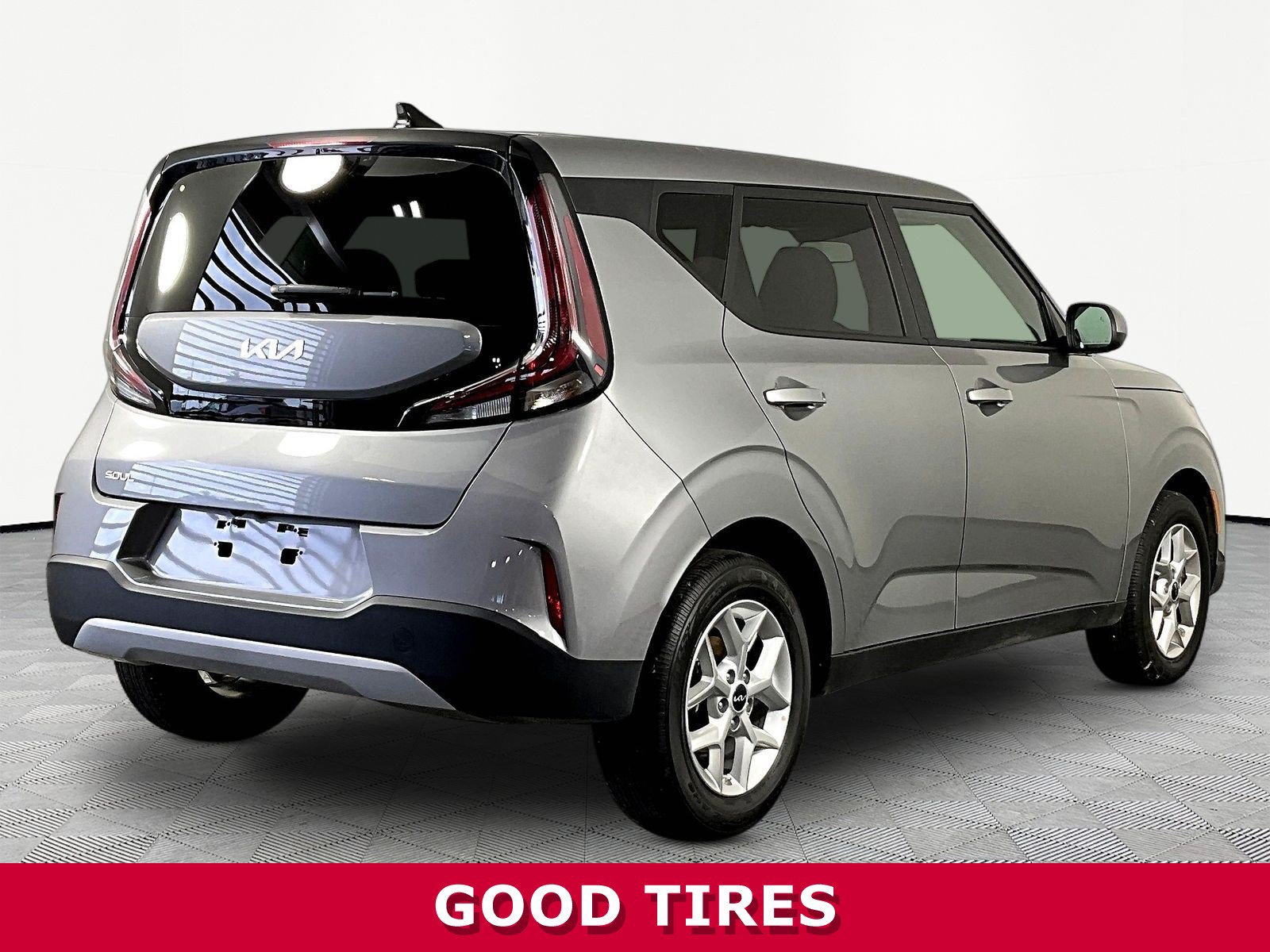 2025 Kia Soul LX - Photo 6