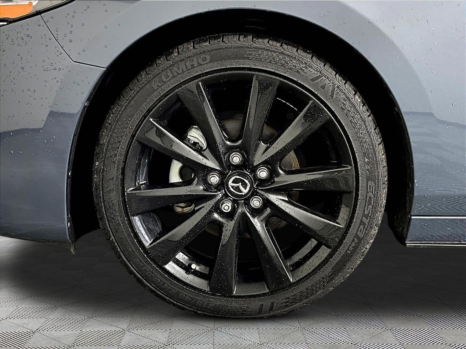 2022 Mazda Mazda3 Carbon Edition - Photo 32