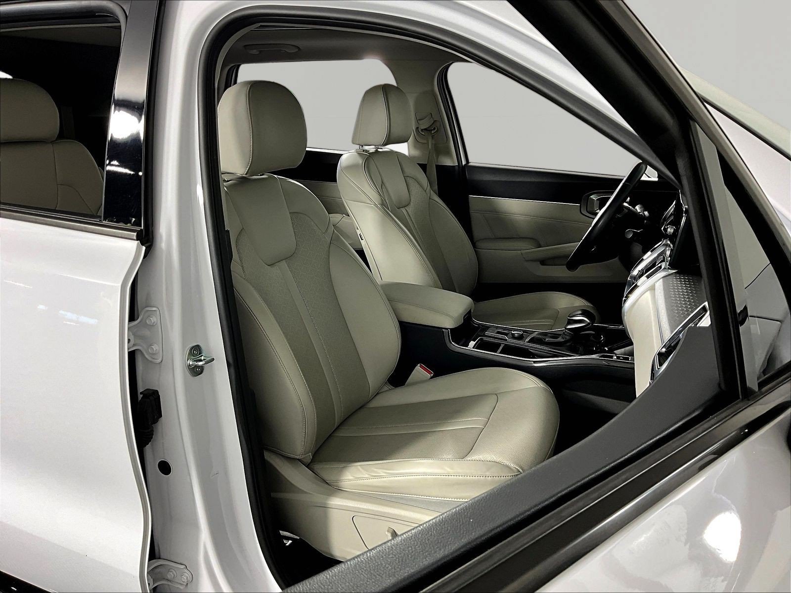 2023 Kia Sorento SX - Photo 33