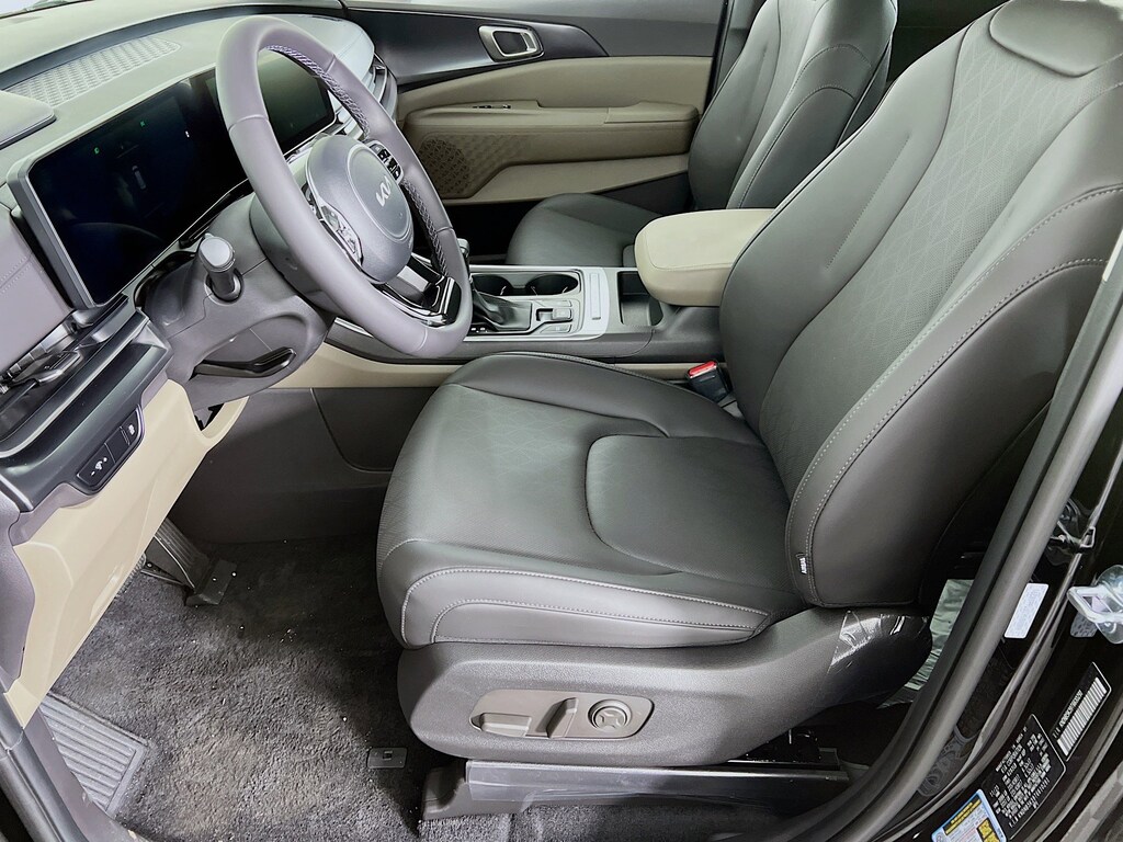 New 2026 Kia Carnival LXS Van Passenger Van