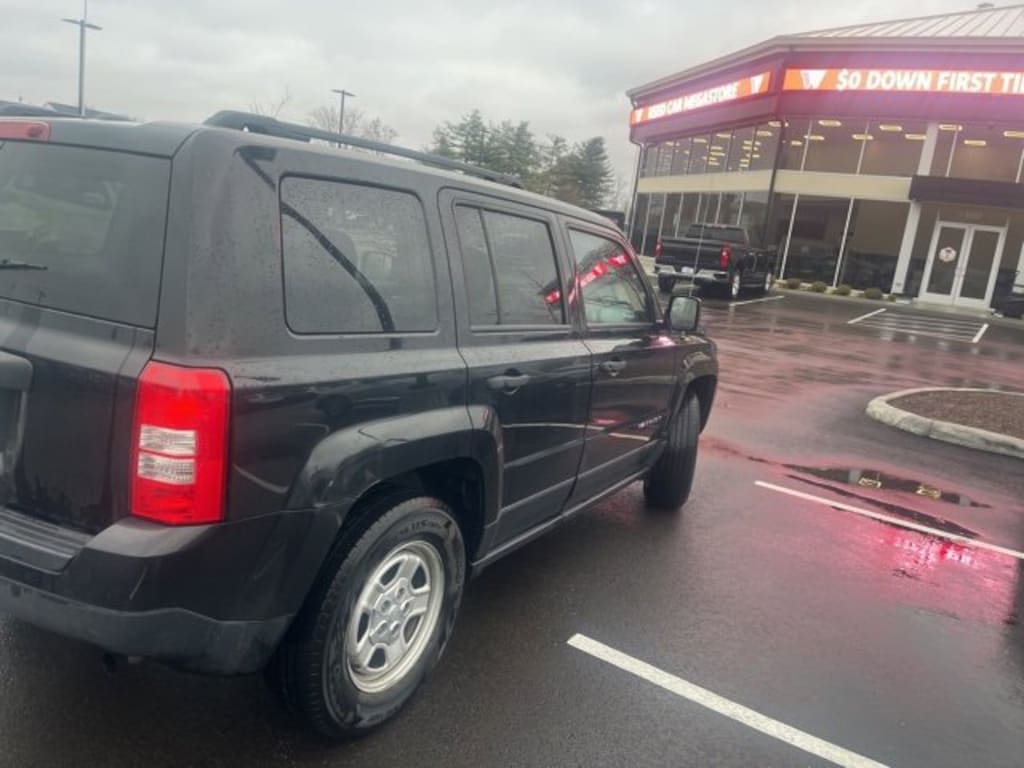 Used 2016 Jeep Patriot Sport SUV