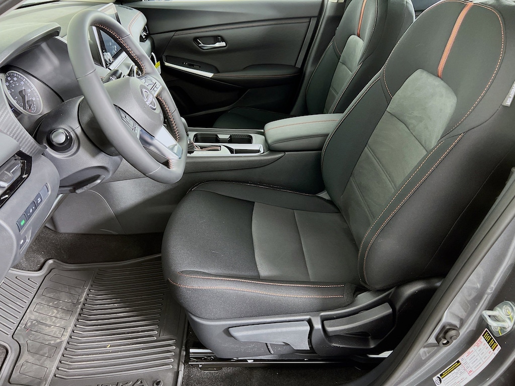 New 2025 Nissan Sentra SR Sedan