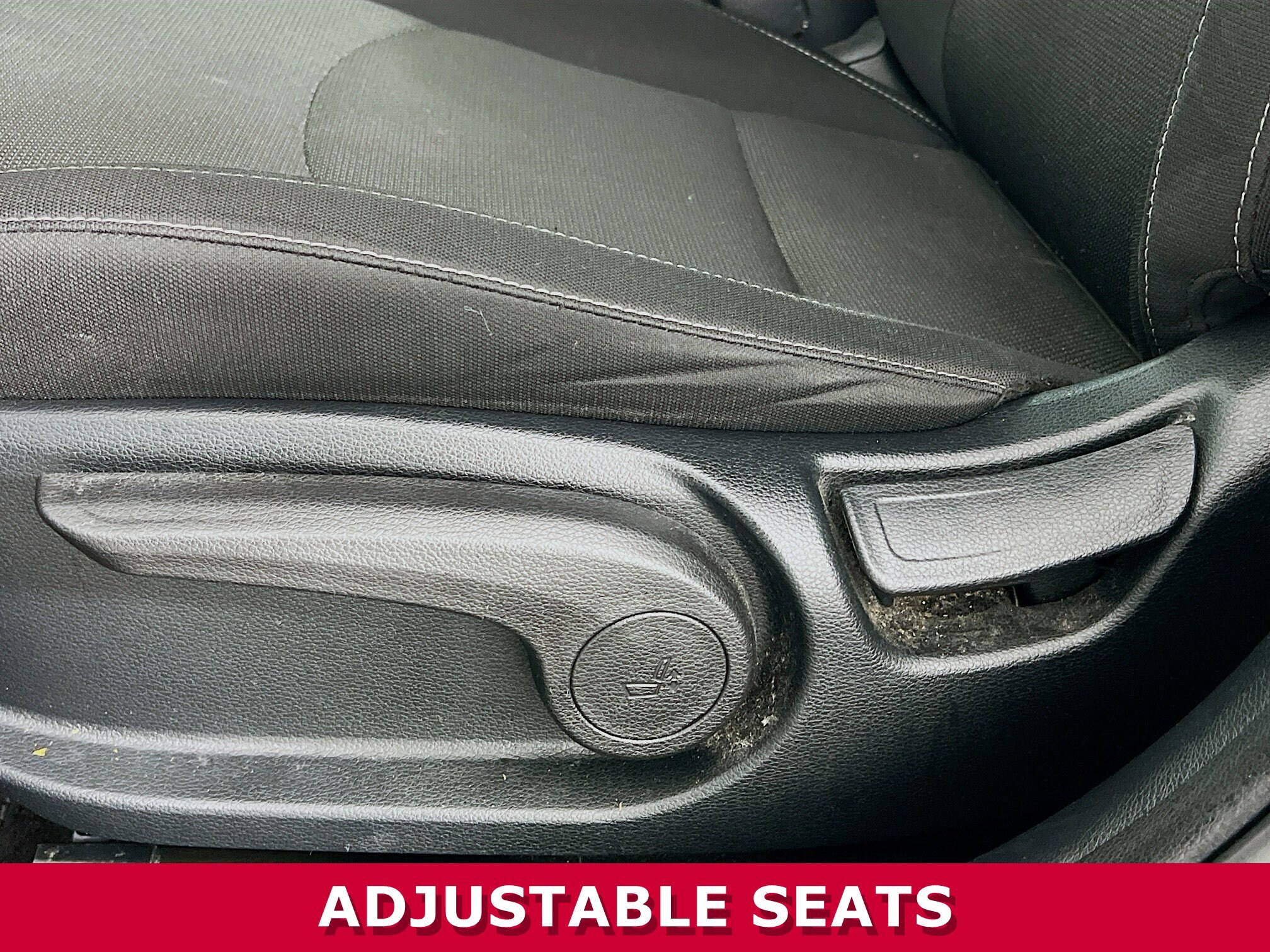 2022 Kia Forte LXS photo 4