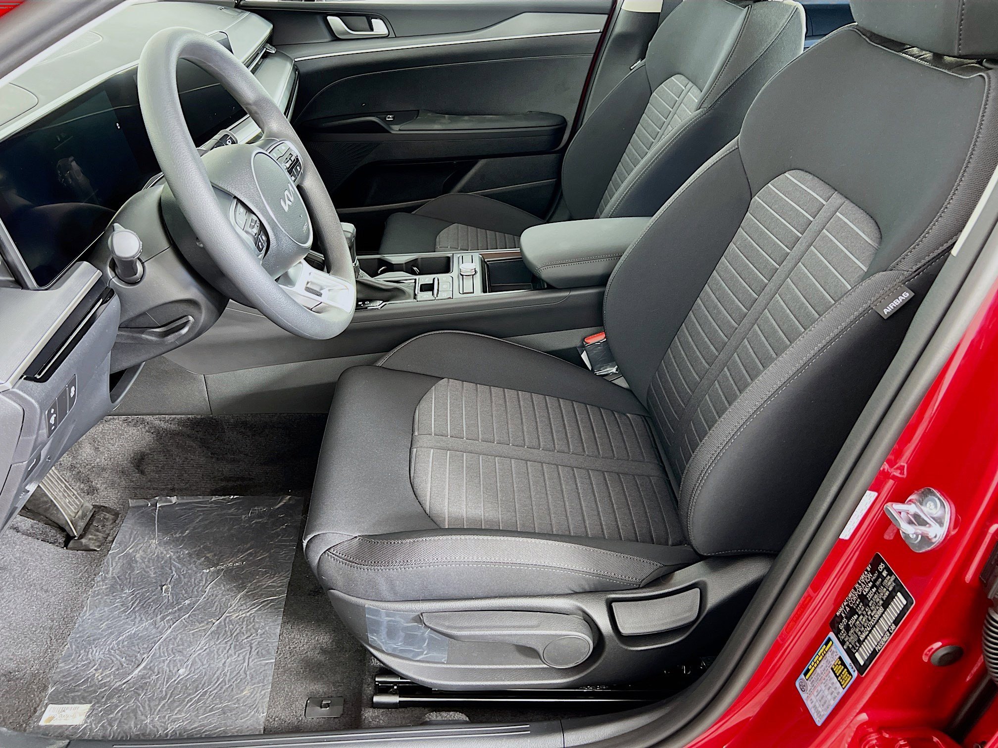 2025 Kia K5 LXS photo 3
