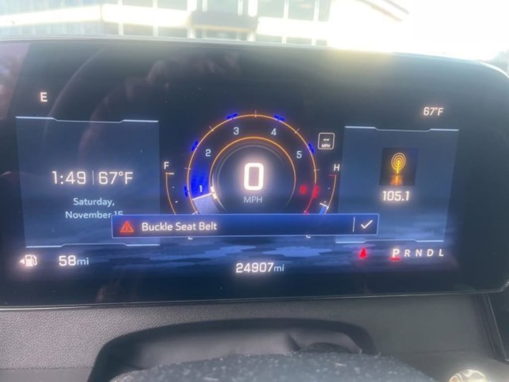 Used 2024 Chevrolet Traverse FWD LT SUV