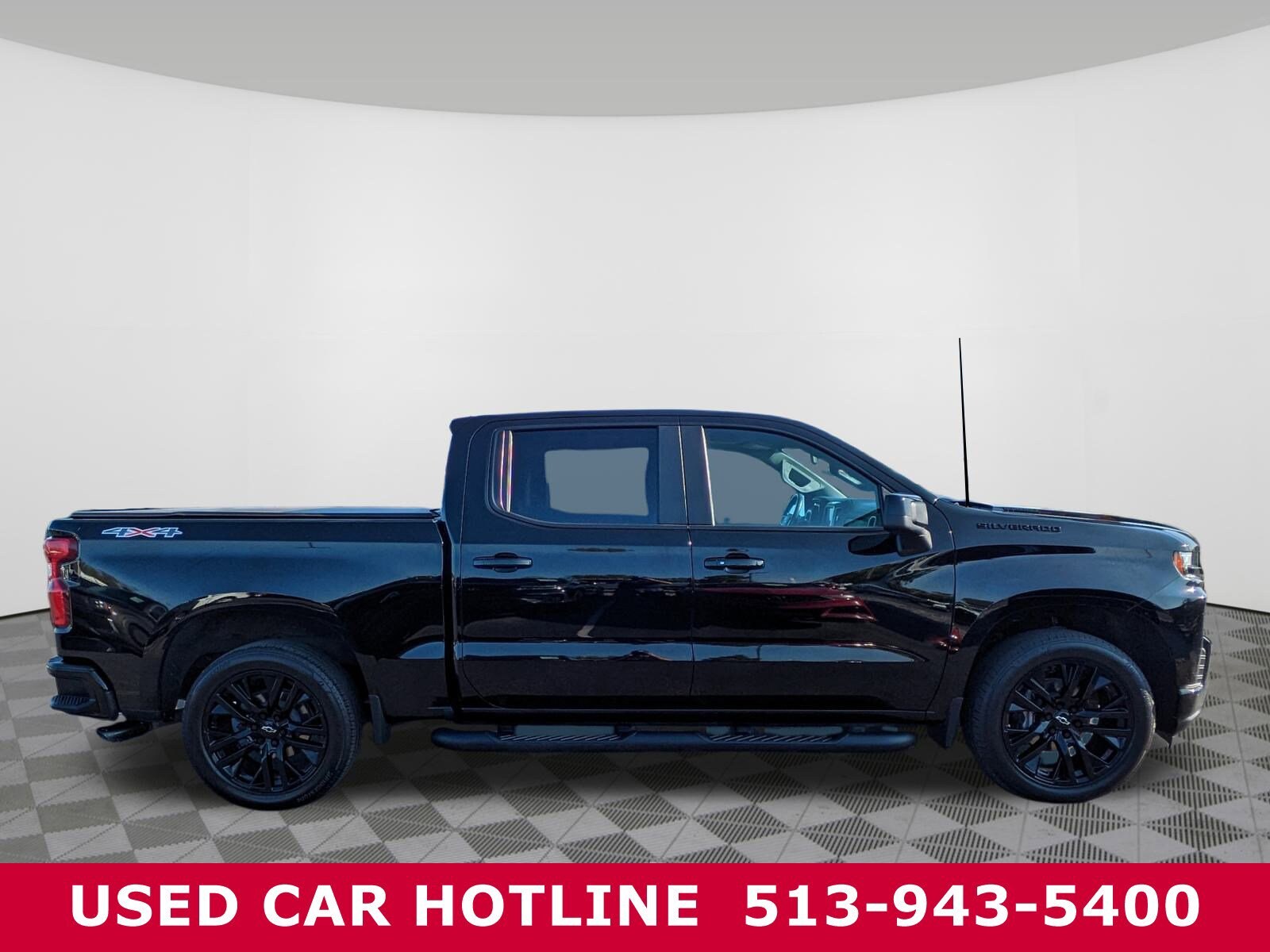 Used 2021 Chevrolet Silverado 1500 RST with VIN 1GCUYEET3MZ191277 for sale in Batavia, OH