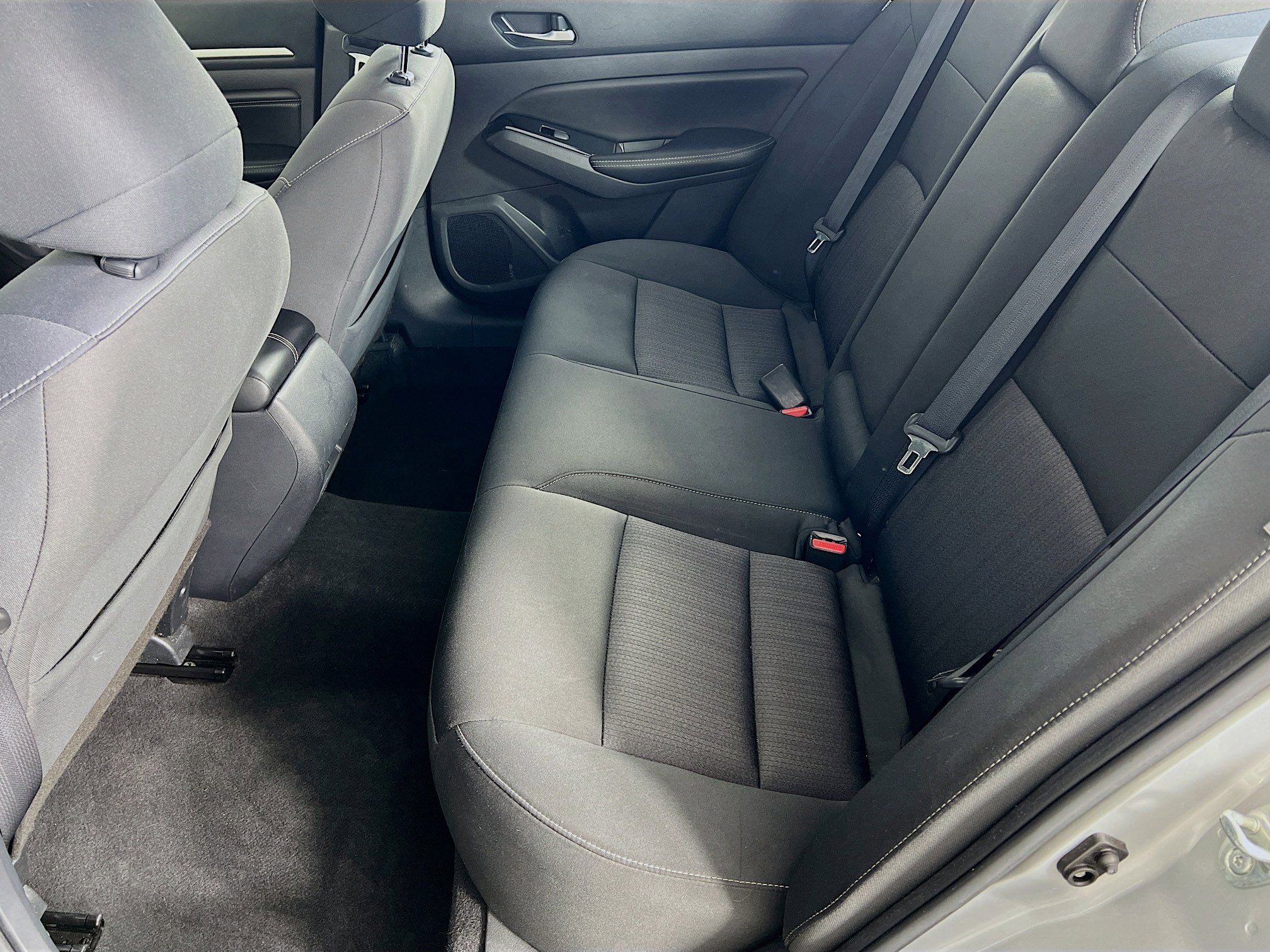 2021 Nissan Altima 2.5 SV photo 4
