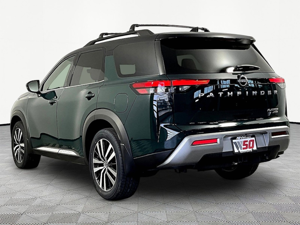 Used 2024 Nissan Pathfinder Platinum SUV