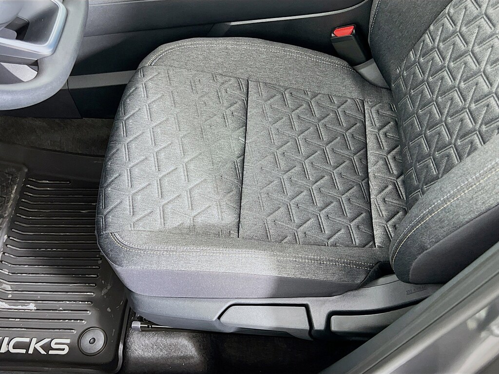 New 2026 Nissan Kicks SV SUV