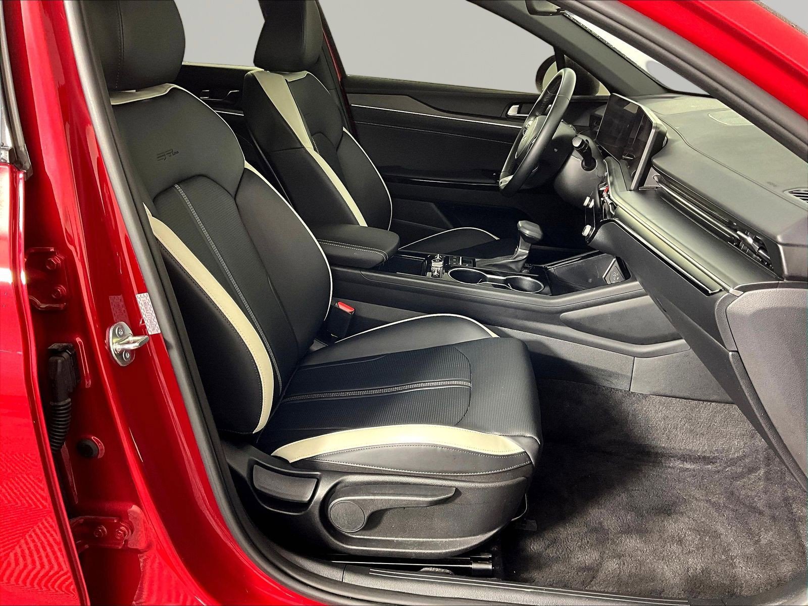 2026 Kia K5 GT-Line - Photo 26