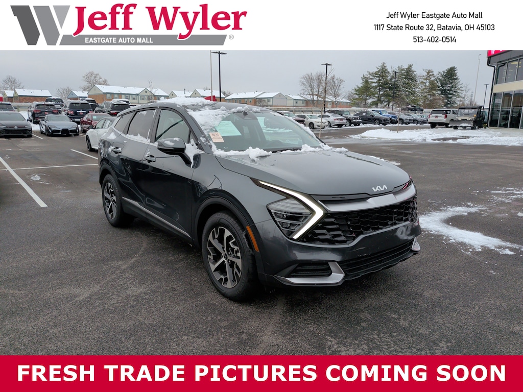 Used 2024 Kia Sportage EX SUV