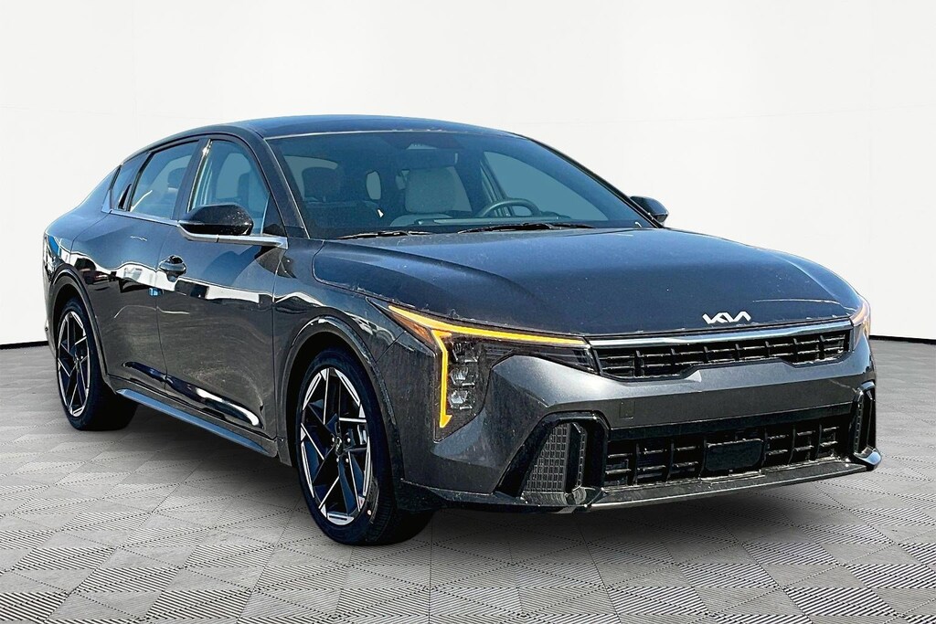 New 2026 Kia K4 GT-Line Sedan