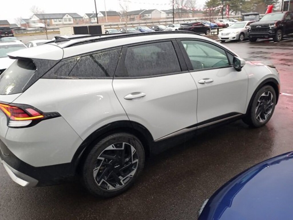 Used 2024 Kia Sportage SX-Prestige SUV