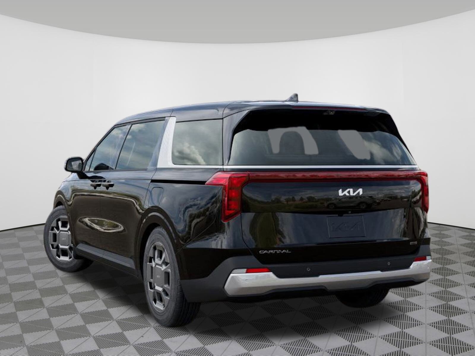 2026 Kia Carnival EX photo 4