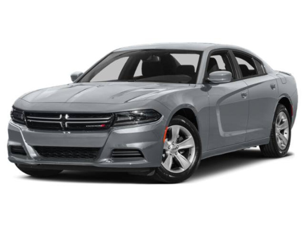Used 2015 Dodge Charger SE Sedan