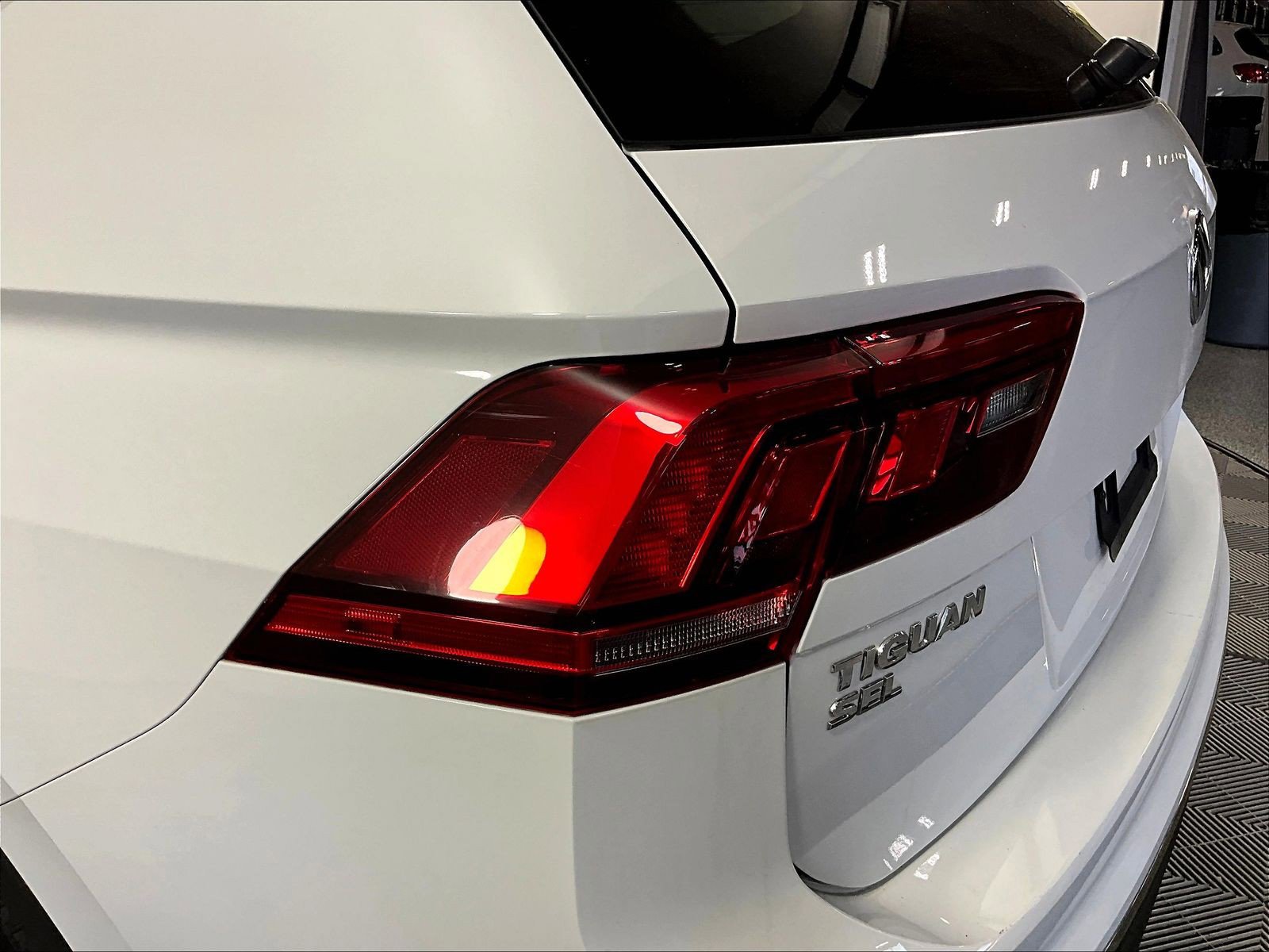 2020 Volkswagen Tiguan SEL - Photo 21