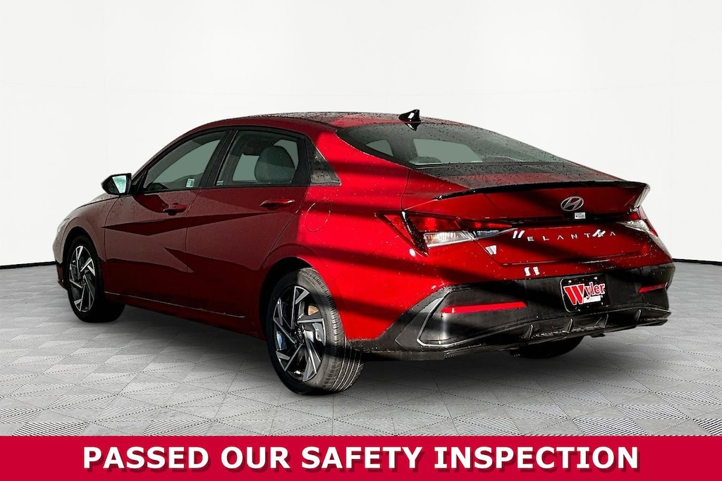 Used 2025 Hyundai Elantra SEL Sport Sedan