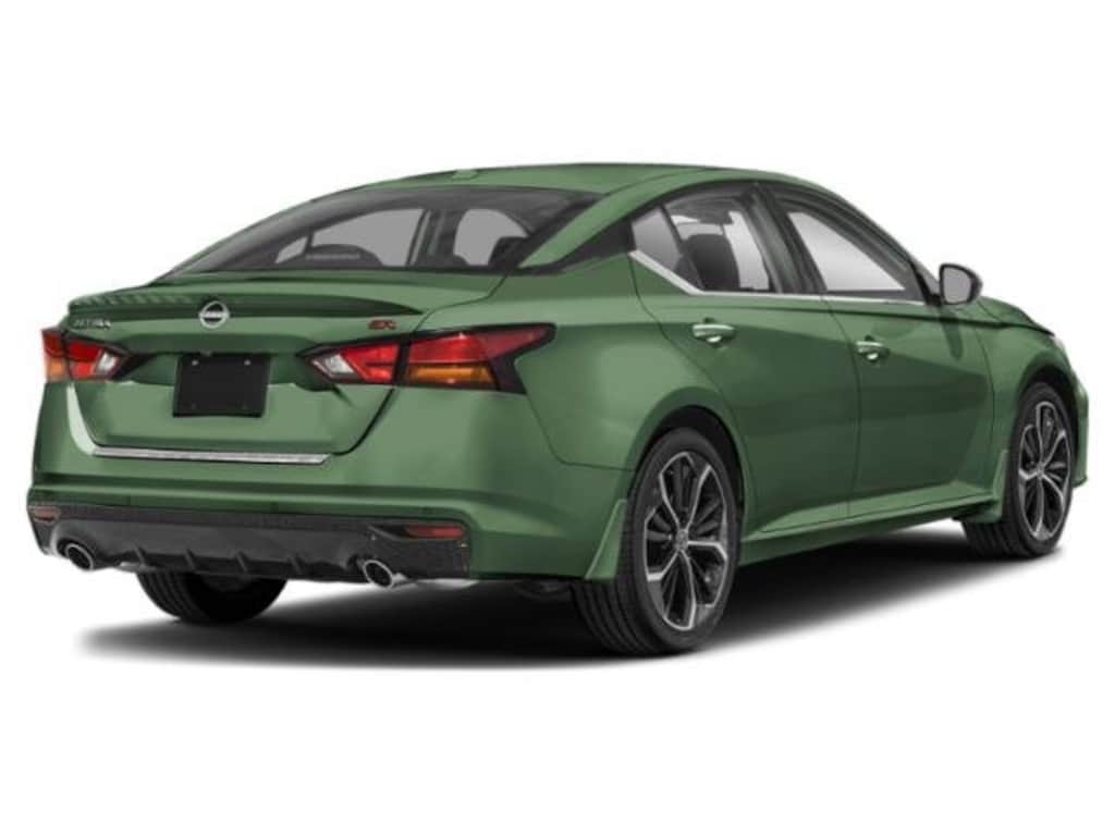 New 2025 Nissan Altima SR Sedan