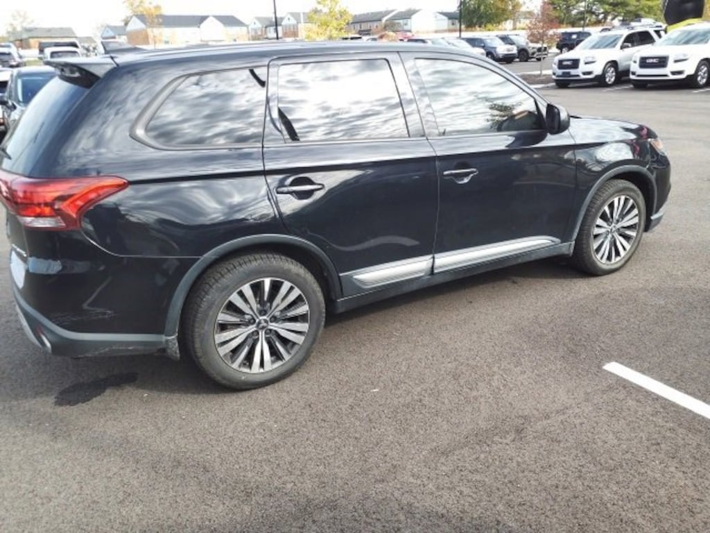 Used 2019 Mitsubishi Outlander ES CUV