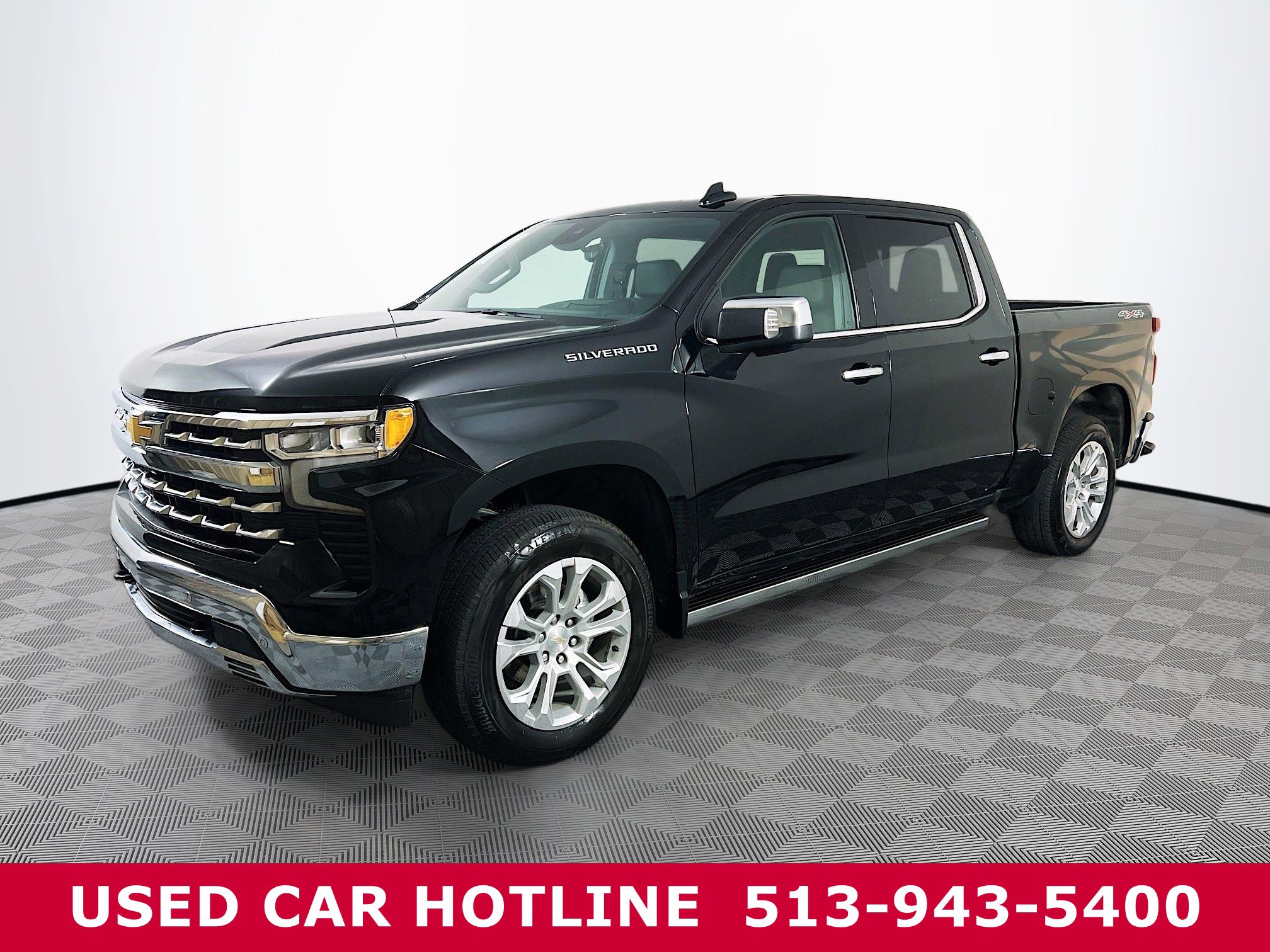 2024 Chevrolet Silverado 1500 LTZ photo 2