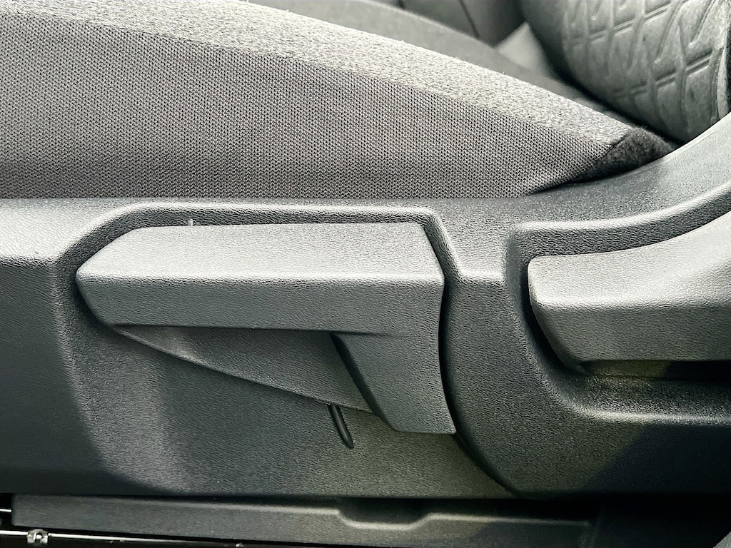 New 2026 Nissan Kicks SV SUV