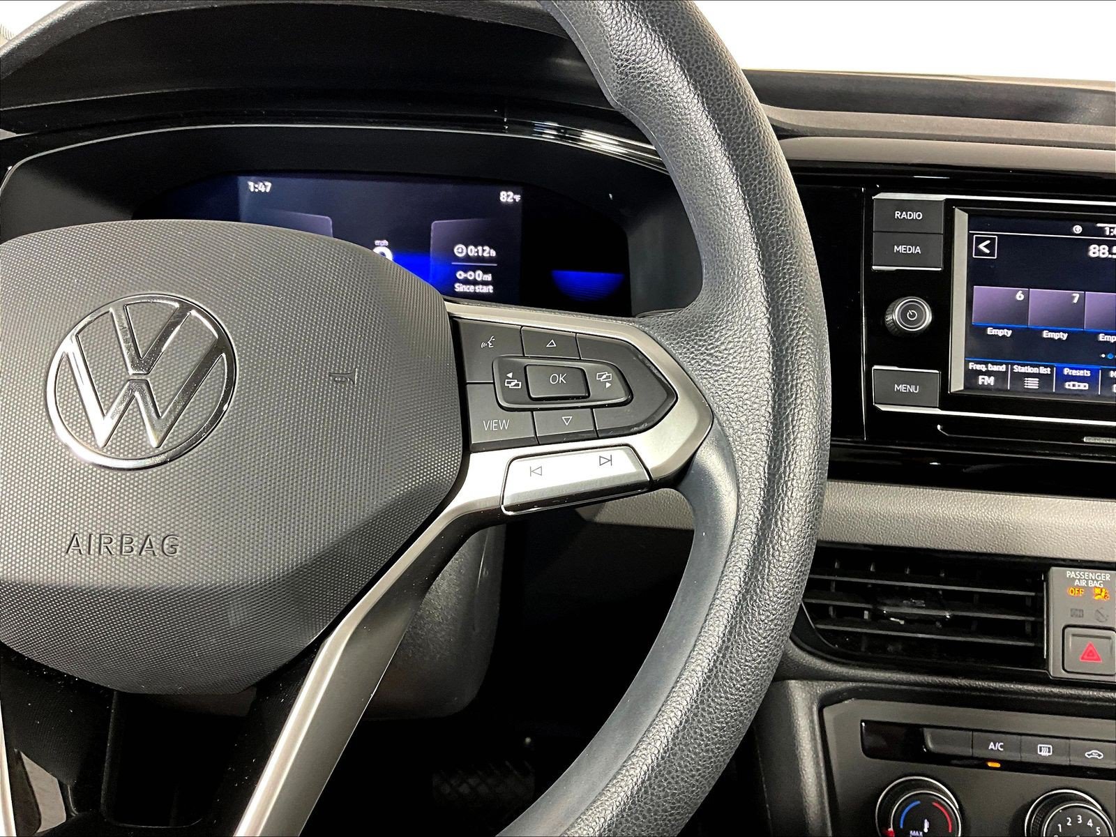 2022 Volkswagen Taos S - Photo 14