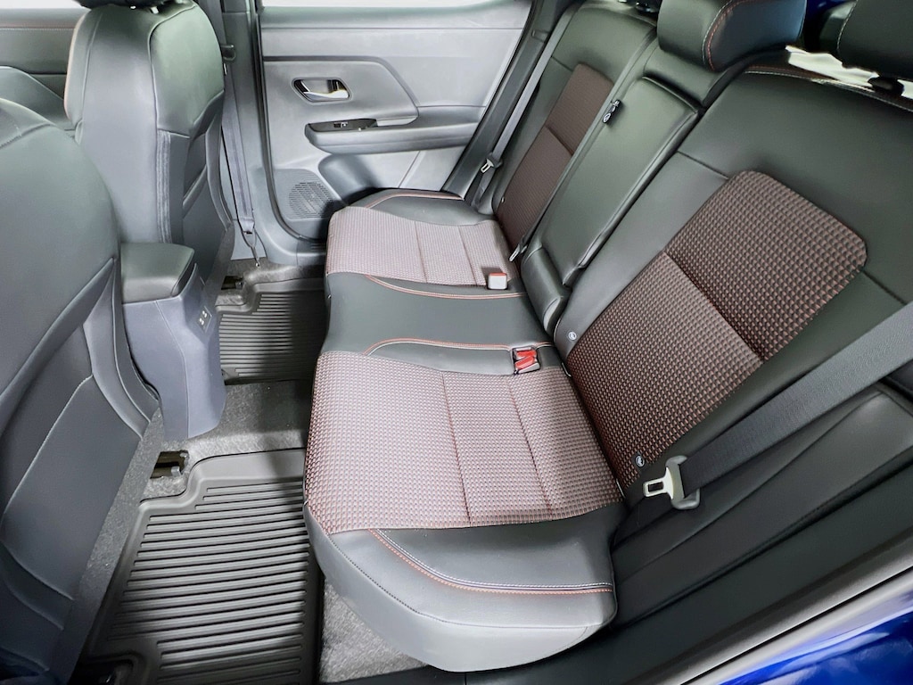 New 2026 Nissan Kicks SR SUV