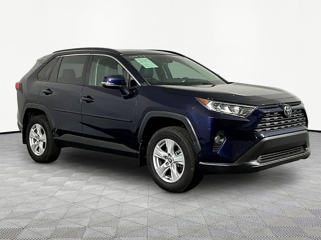 Used 2020 Toyota RAV4 XLE SUV
