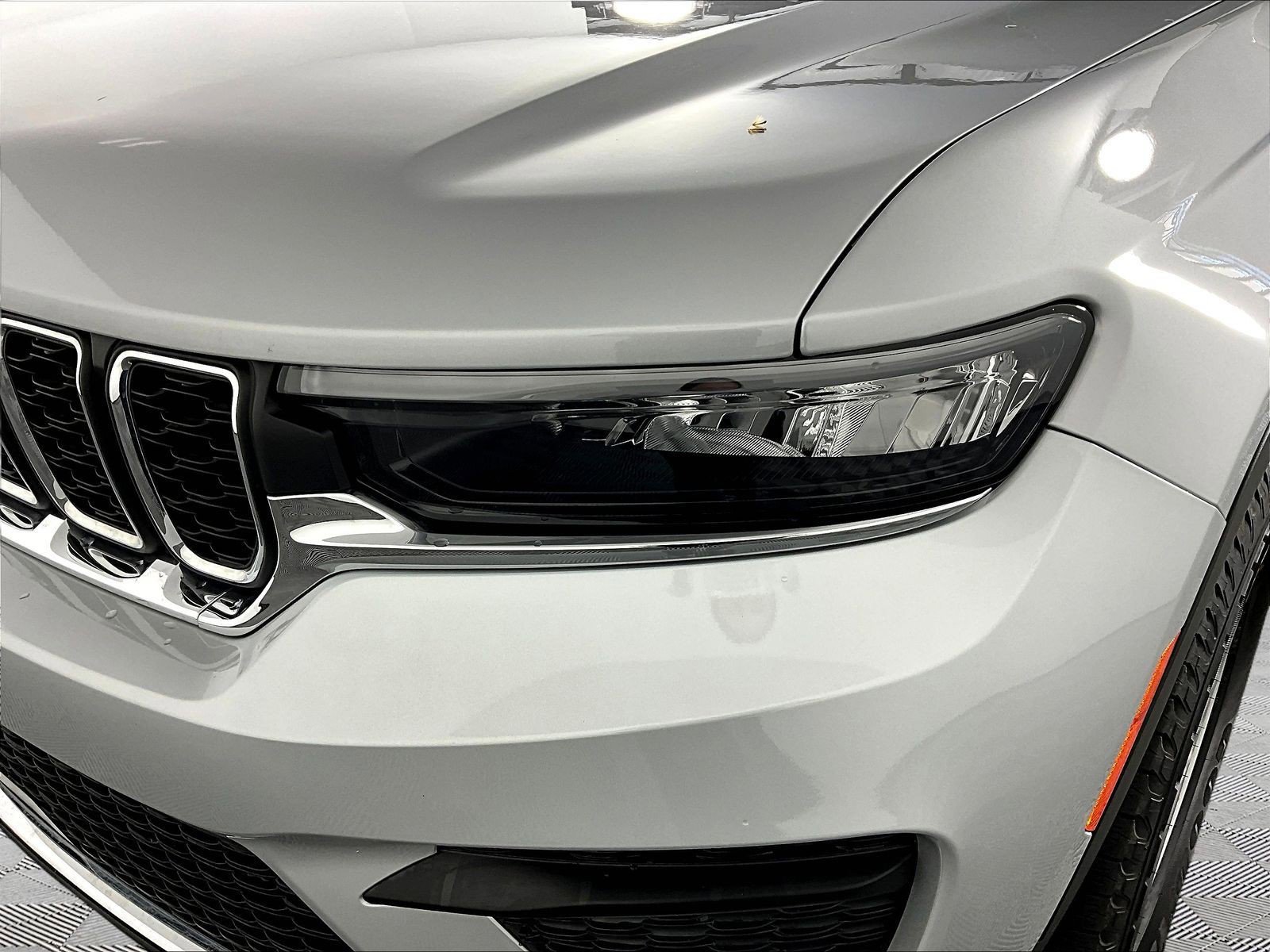 2024 Jeep Grand Cherokee Laredo - Photo 31