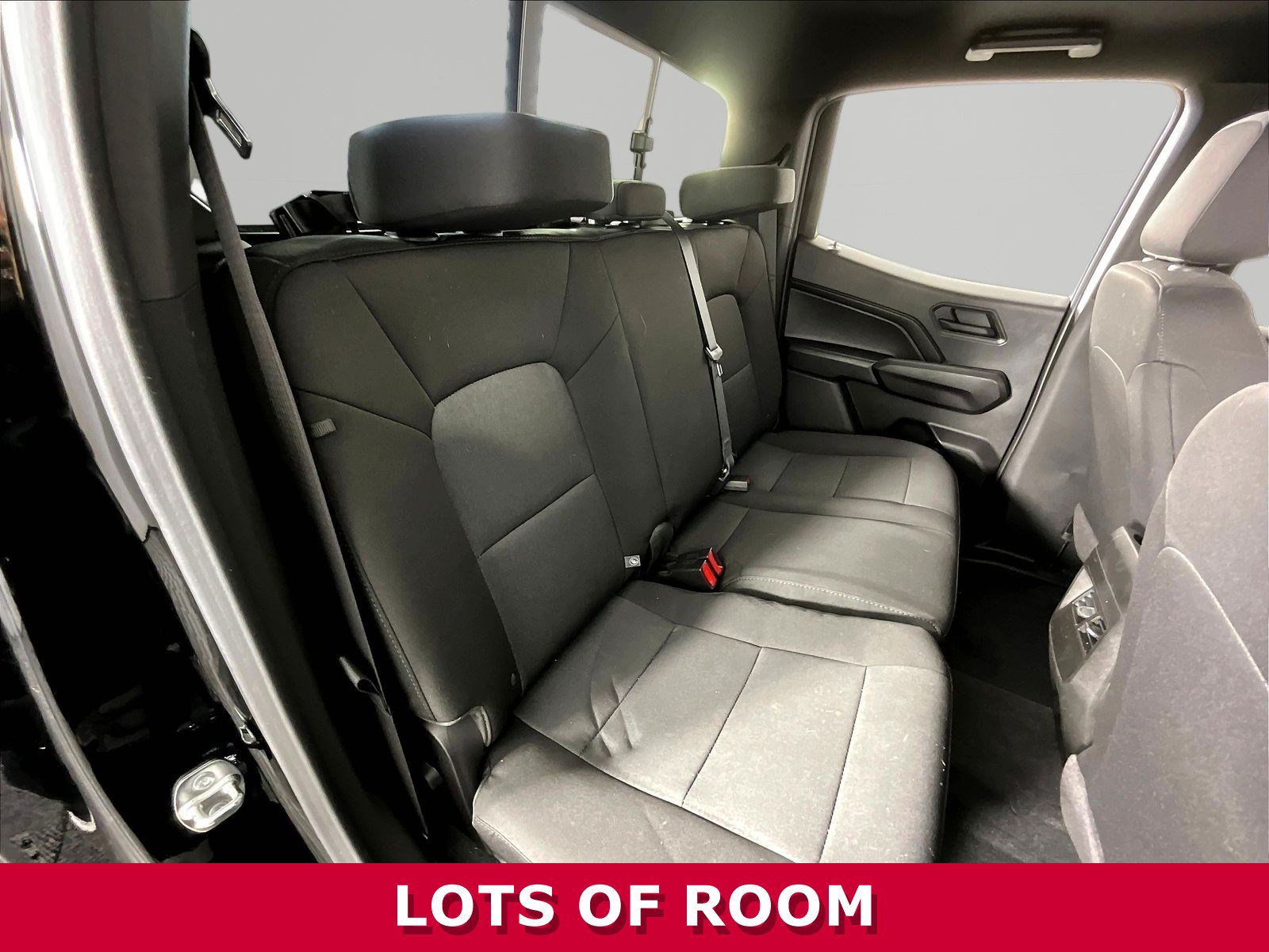 2026 Chevrolet Colorado Trail Boss - Photo 29