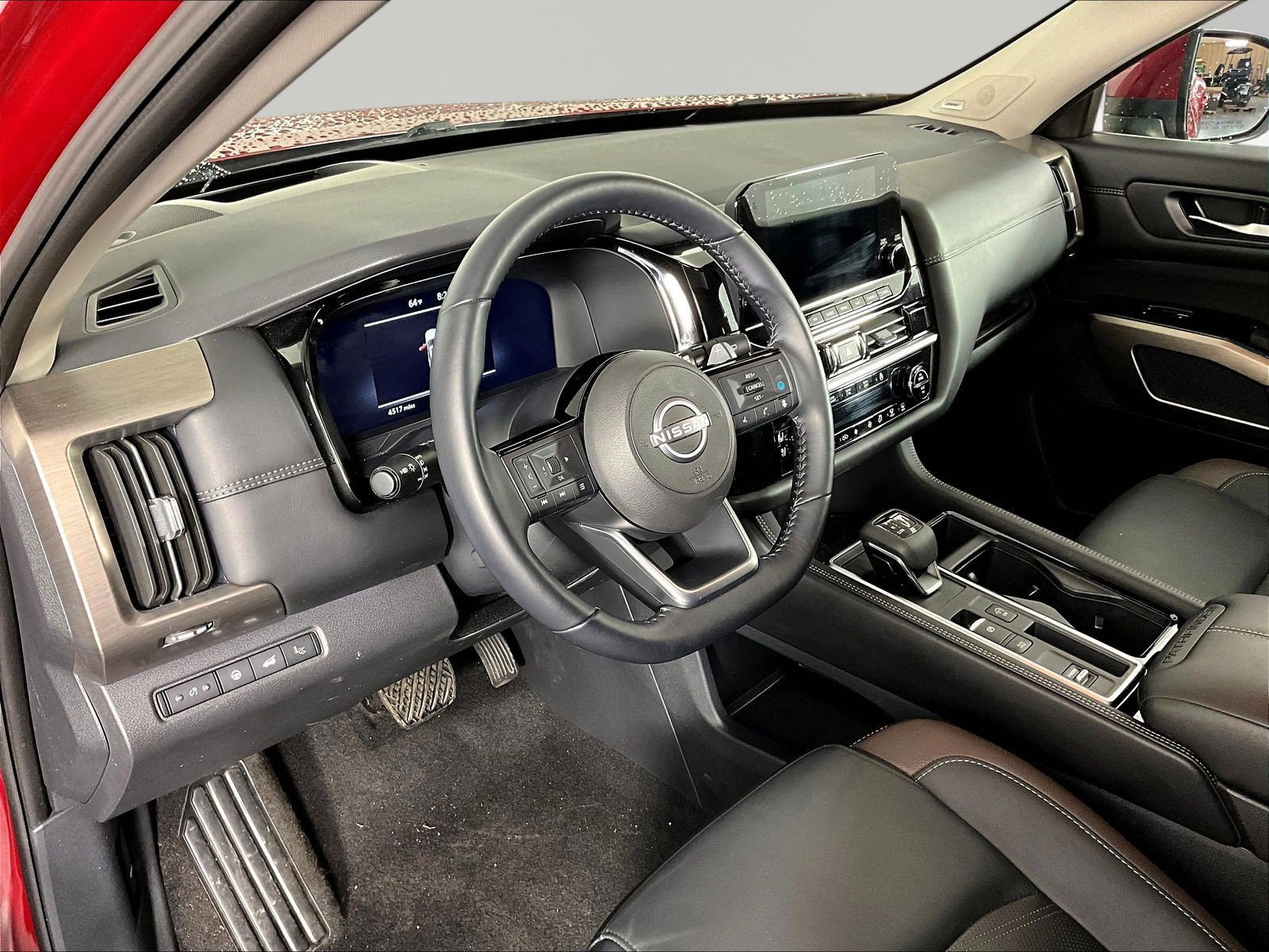 2025 Nissan Pathfinder Platinum - Photo 15