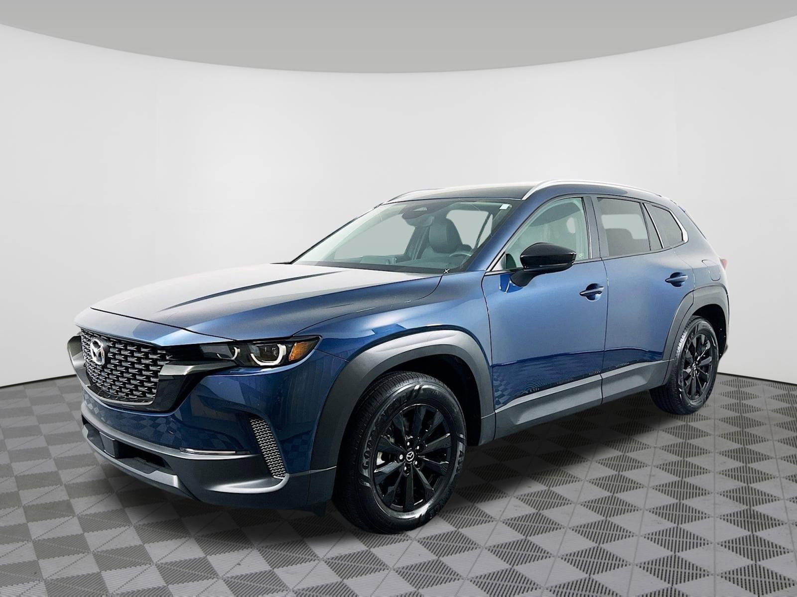 Used 2025 Mazda CX-50 Select with VIN 7MMVABAM0SN300336 for sale in Batavia, OH