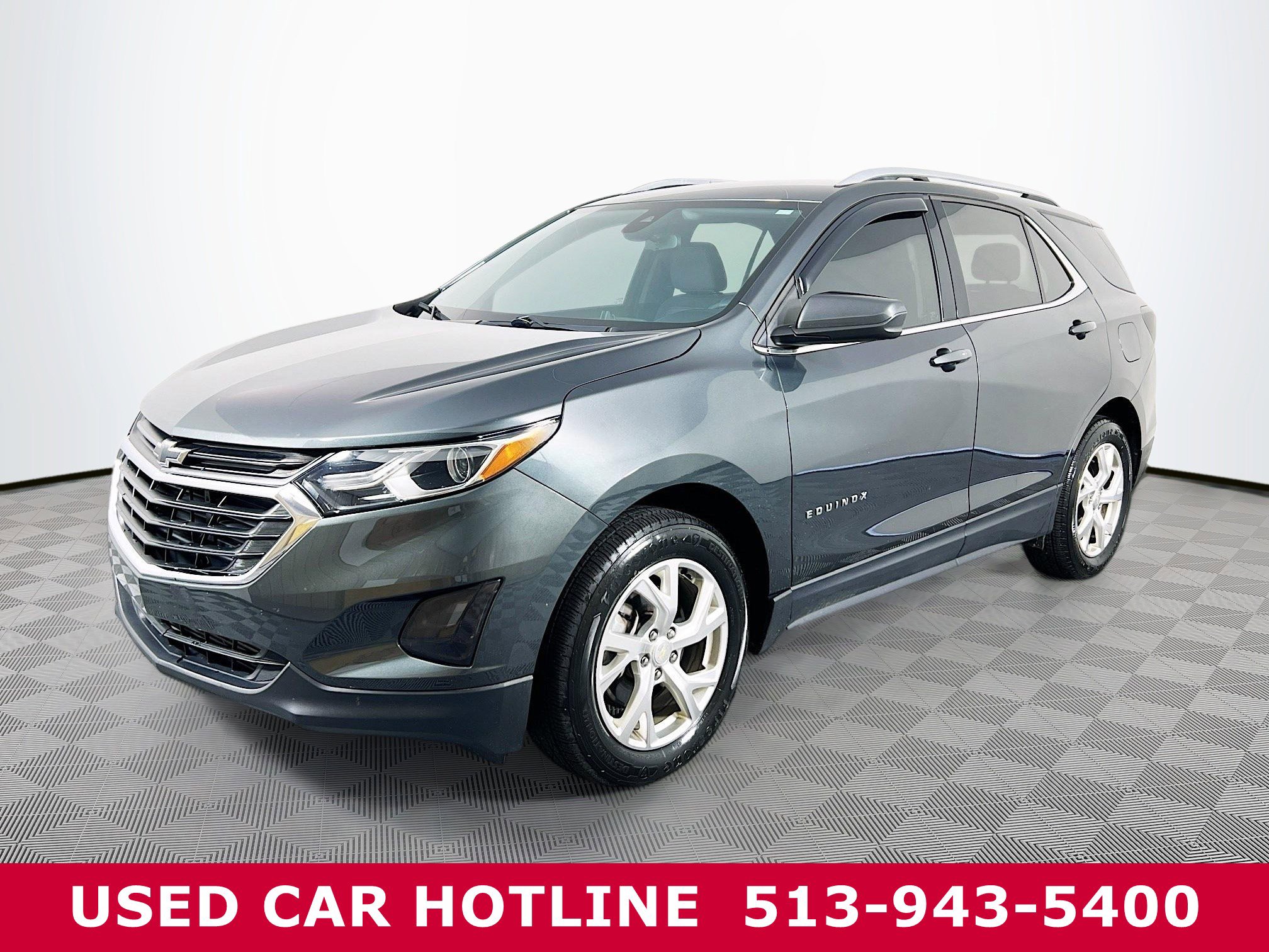 2020 Chevrolet Equinox LT photo 2