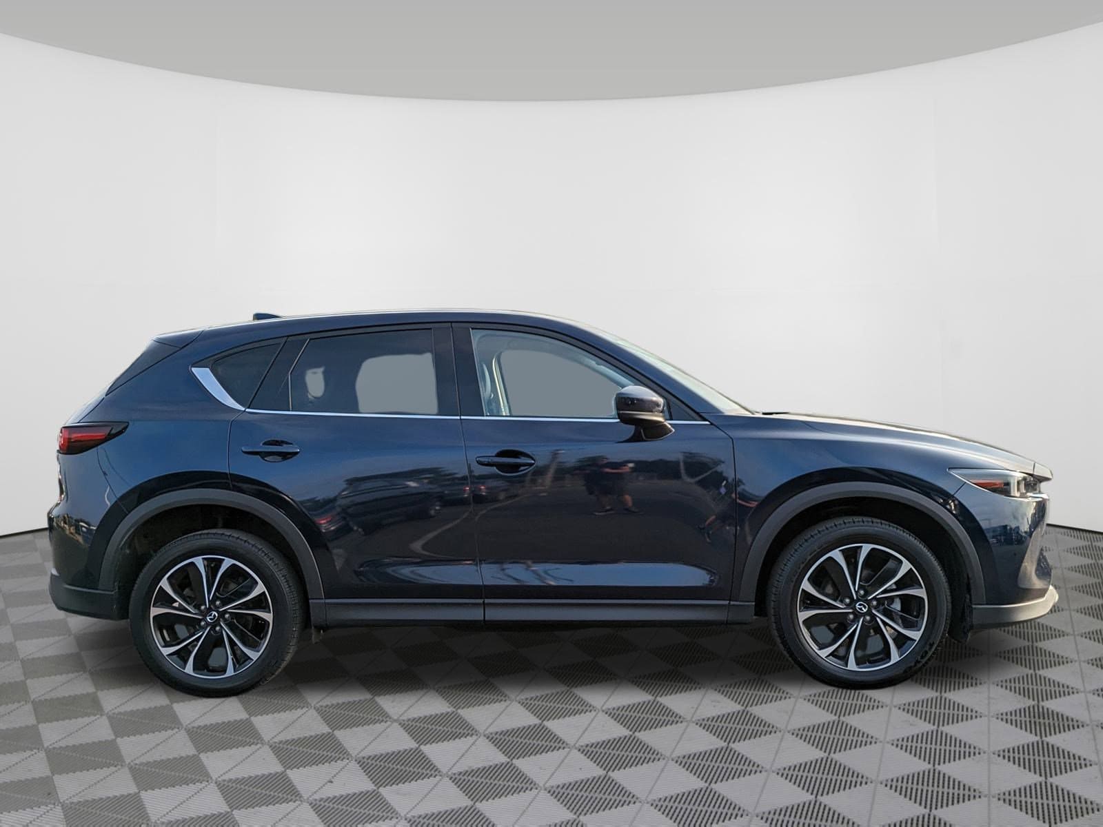 Certified 2022 Mazda CX-5 S Premium Plus package with VIN JM3KFBEM3N1629680 for sale in Batavia, OH