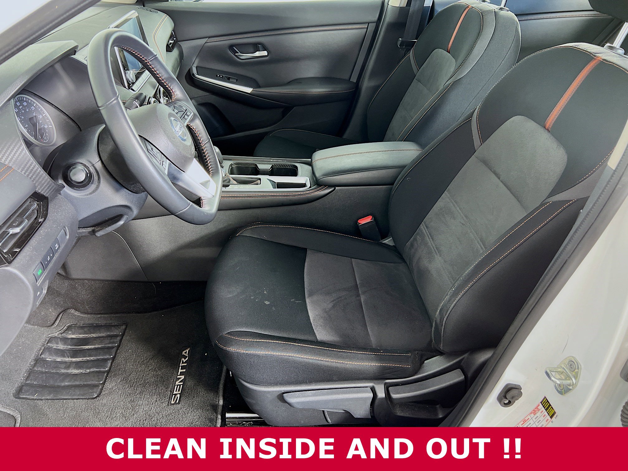2022 Nissan Sentra SR photo 2