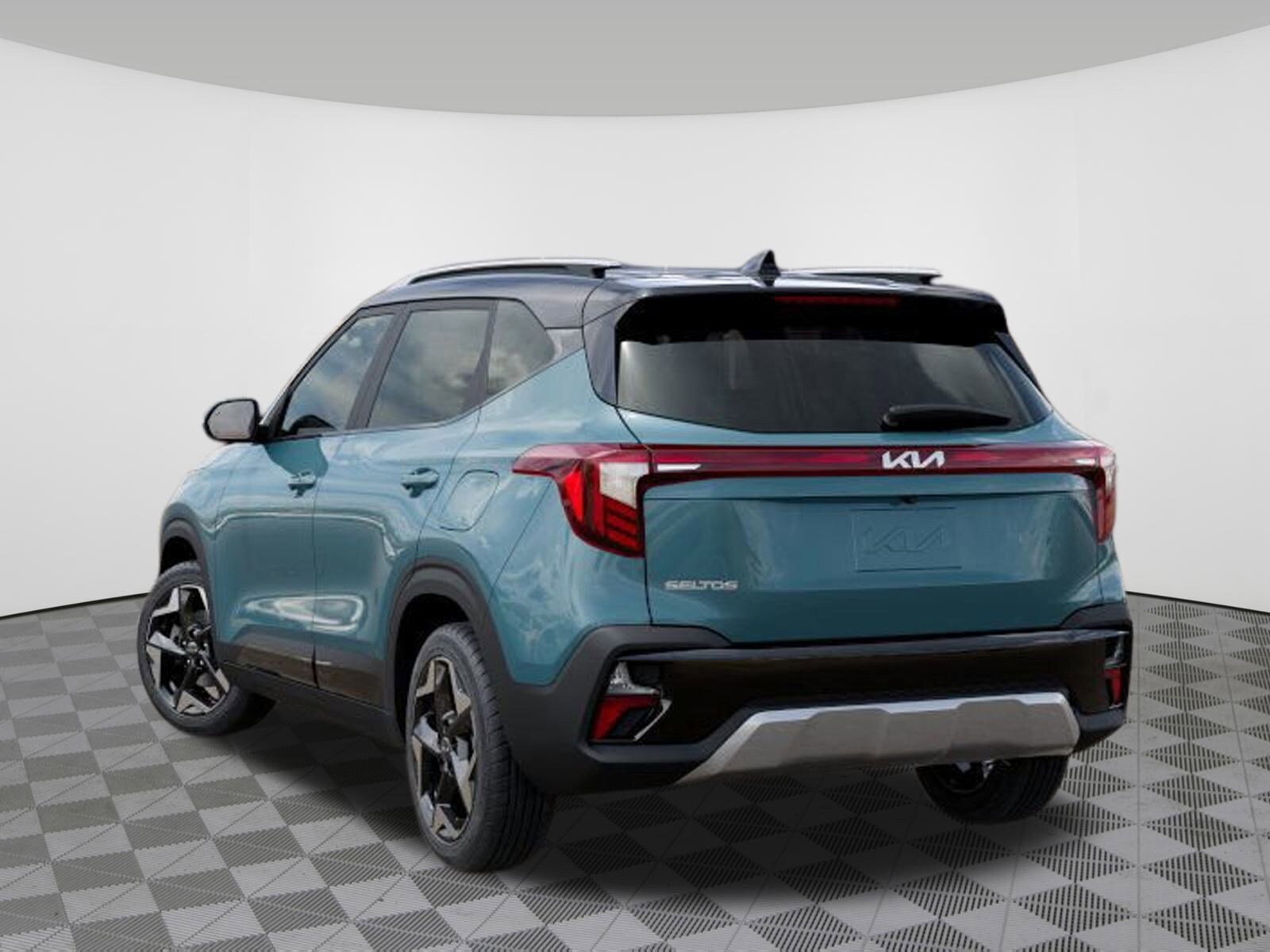 2026 Kia Seltos S photo 3