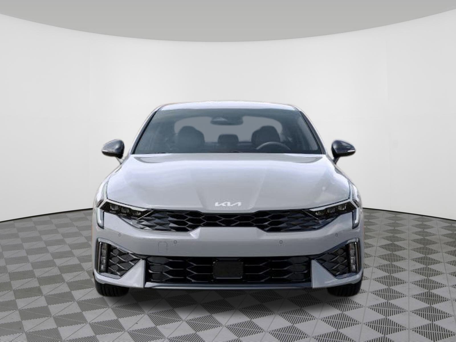 2025 Kia K5 GT-Line photo 2