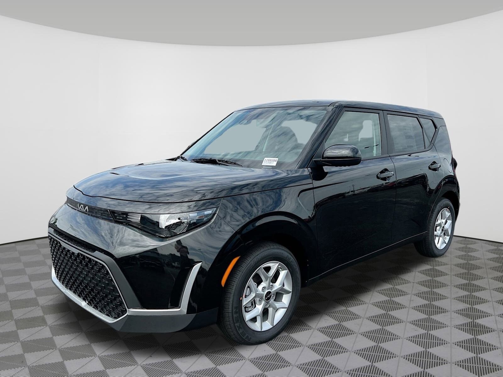 2025 Kia Soul S photo 2