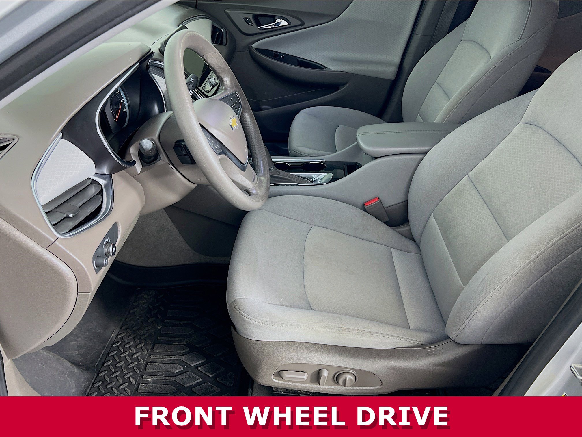 2019 Chevrolet Malibu 1LT photo 3