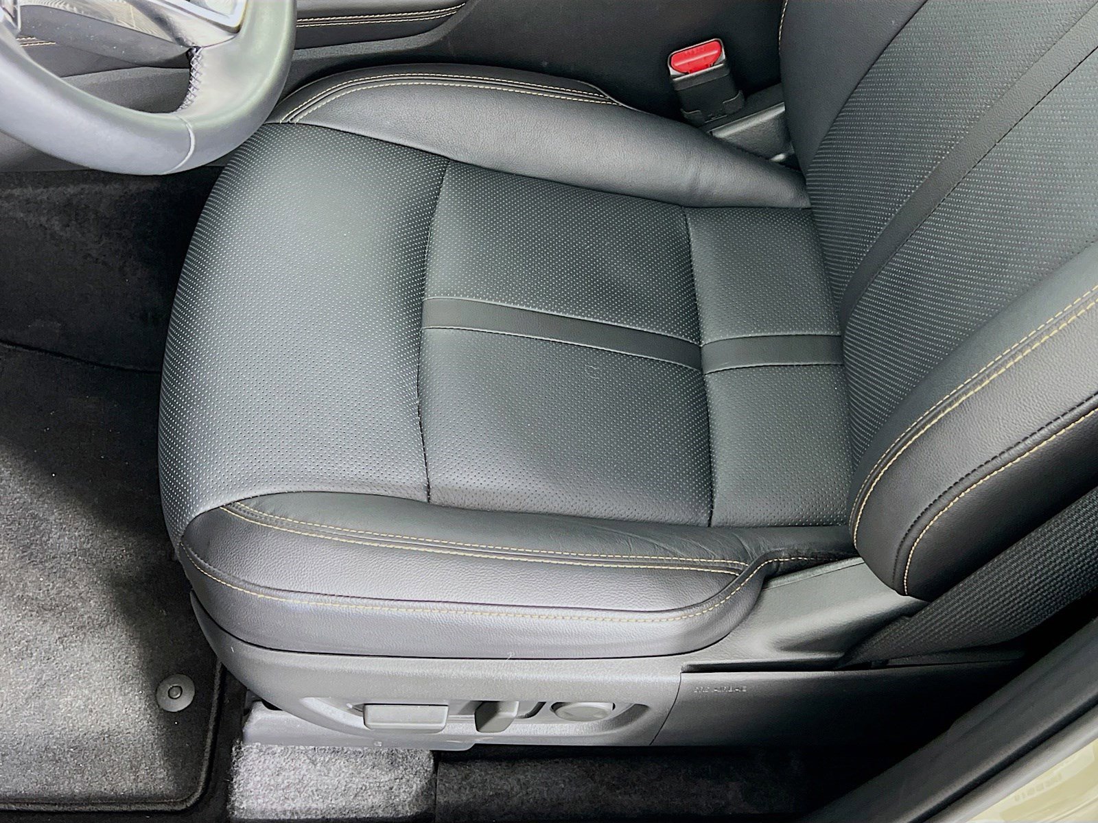 2025 Mazda CX-70 Premium photo 4