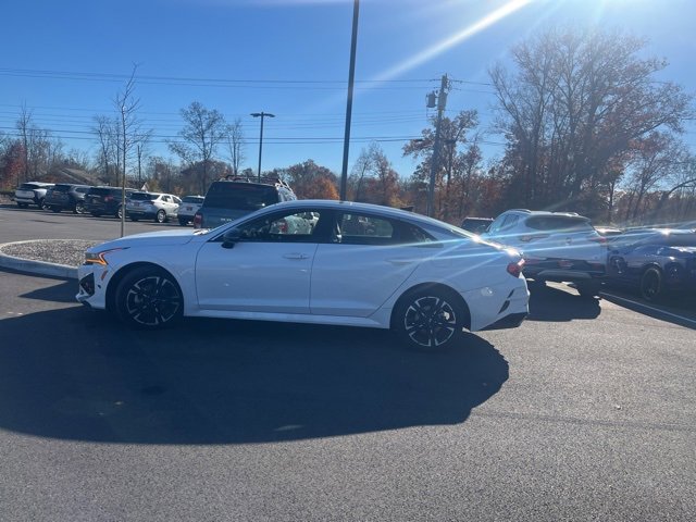 2023 Kia K5 GT-Line photo 2