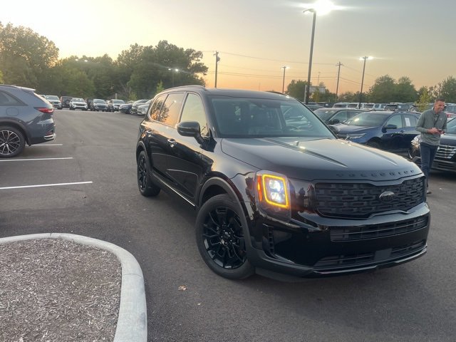 2021 Kia Telluride EX photo 2