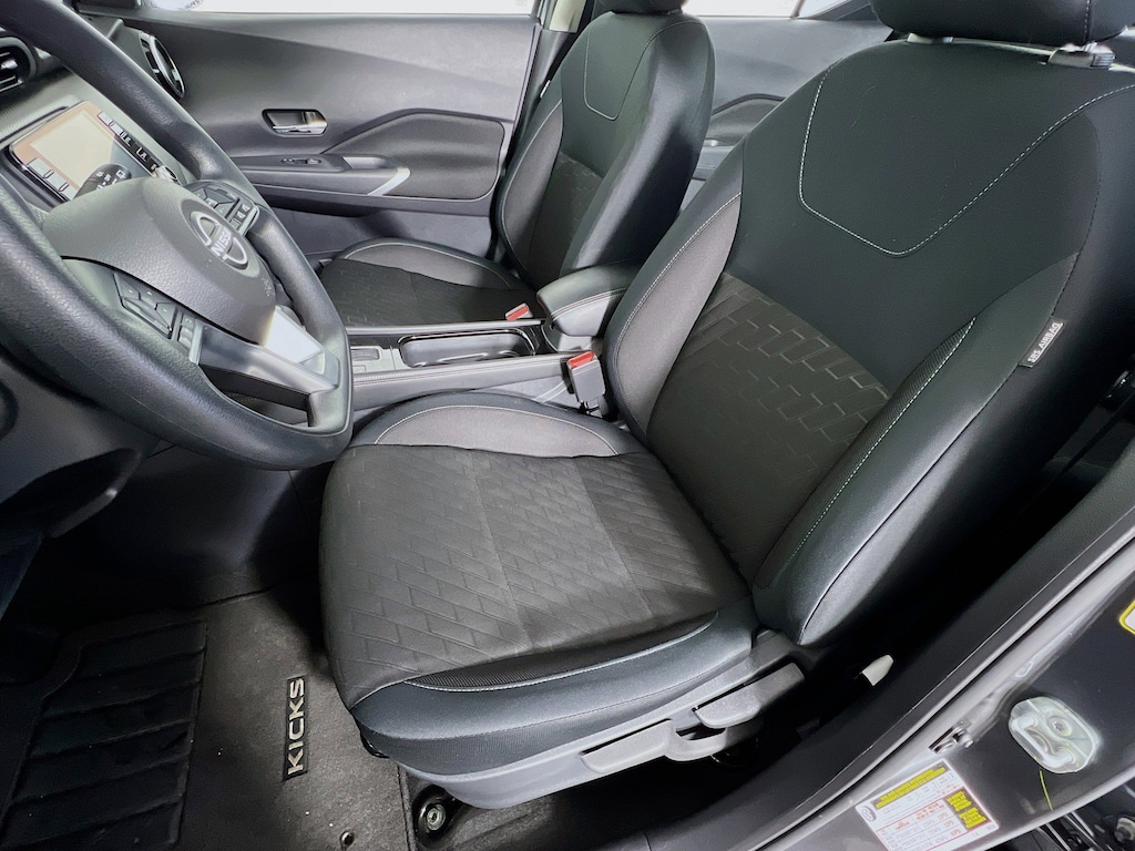 Used 2023 Nissan Kicks SV SUV