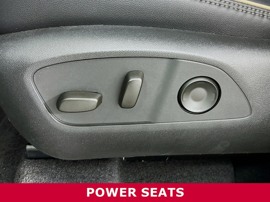 Used 2025 Chevrolet Traverse FWD High Country SUV