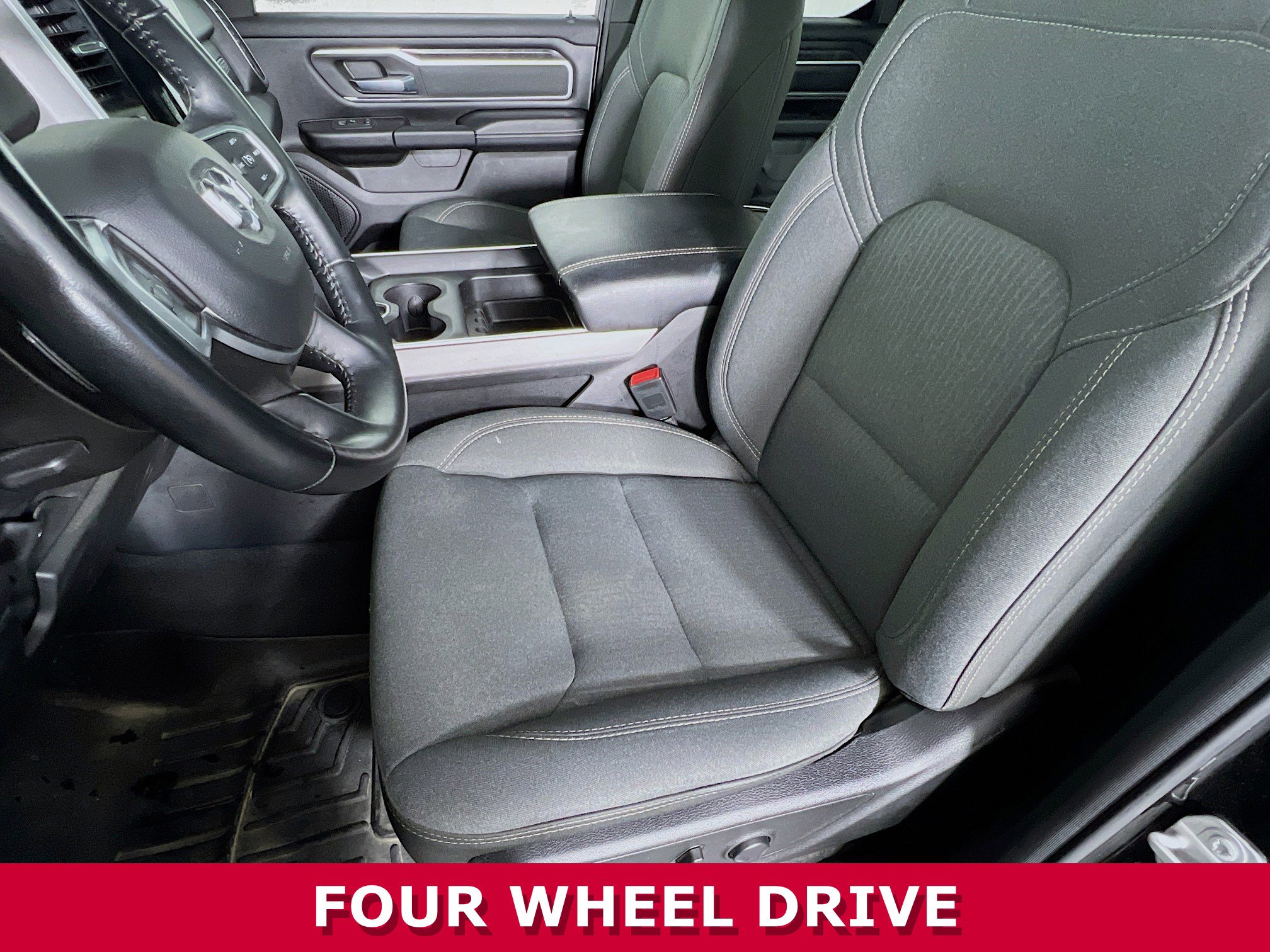 2022 Ram 1500 Big Horn photo 3