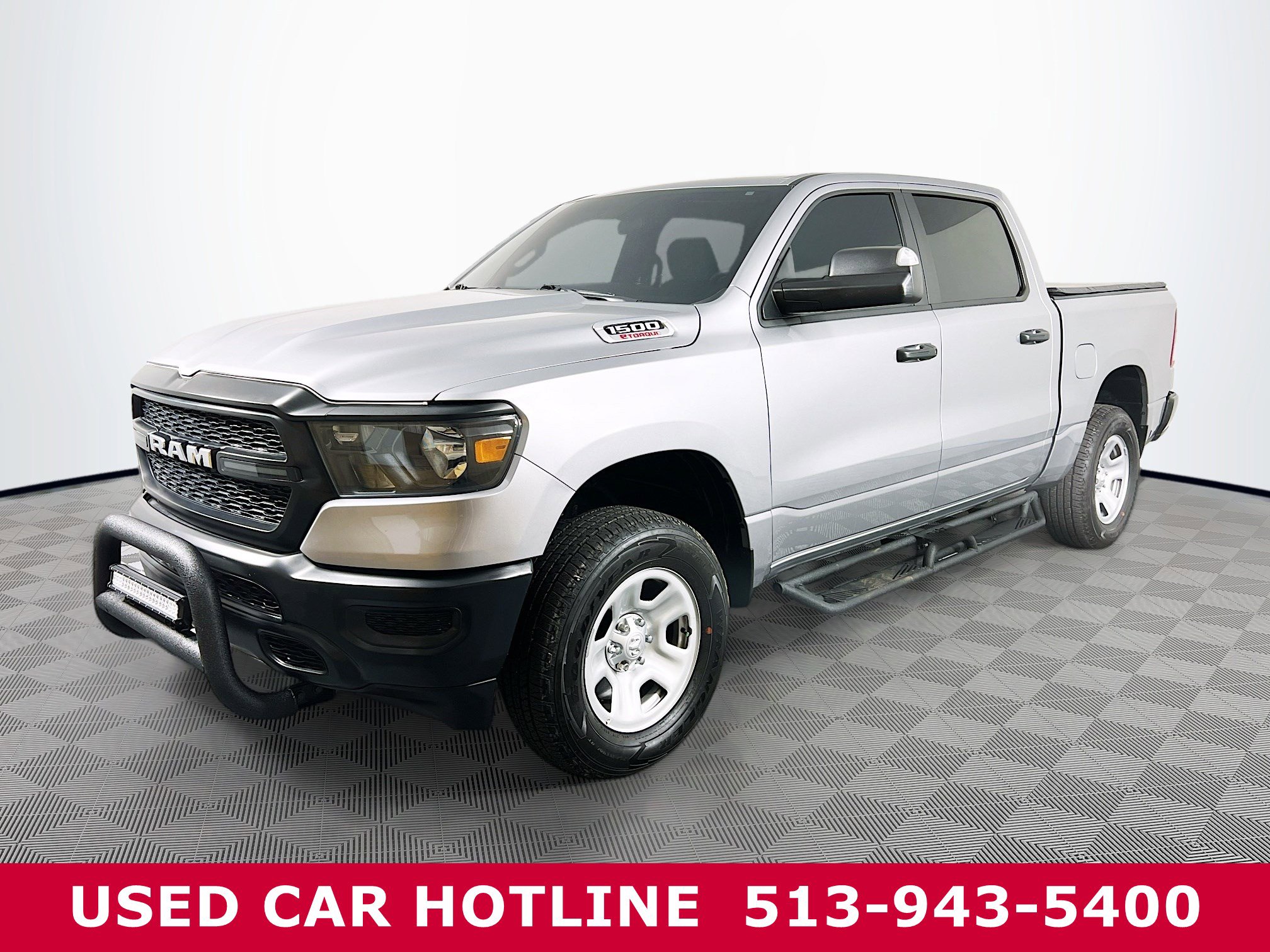 2024 Ram 1500 Tradesman photo 2