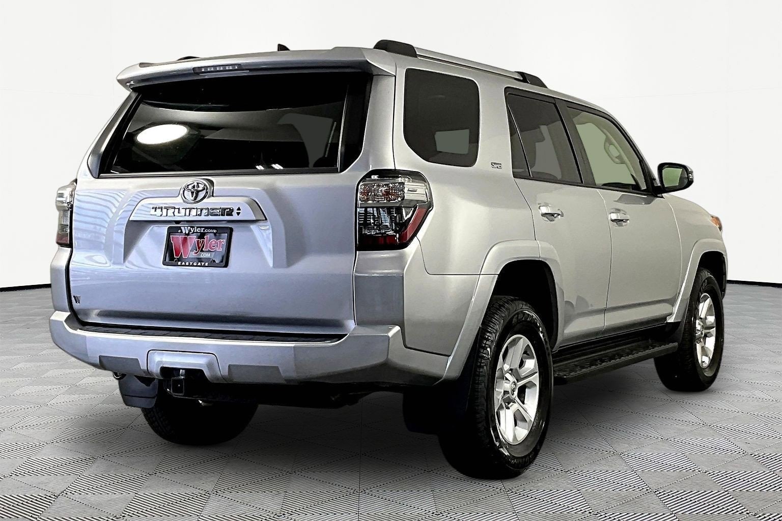 2024 Toyota 4Runner SR5 Premium - Photo 6